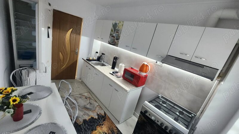 Titan, 1 Decembrie 2 camere